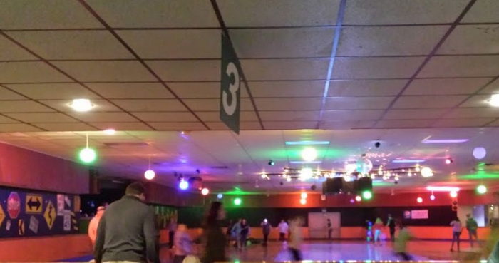 Johhnys Skate Center (Johnnys Bandstand, Johnnys Entertainment) - From Web Listing